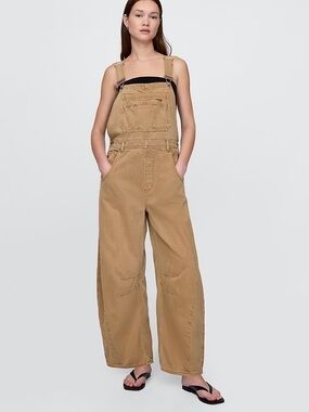 Gap Barrel-Leg Denim Overalls. Size Small. Mojave Tan Wash